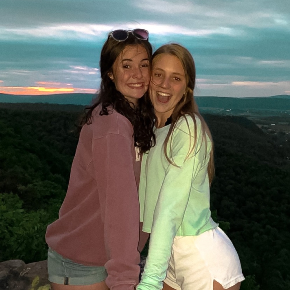 Meet your Posher, Ella